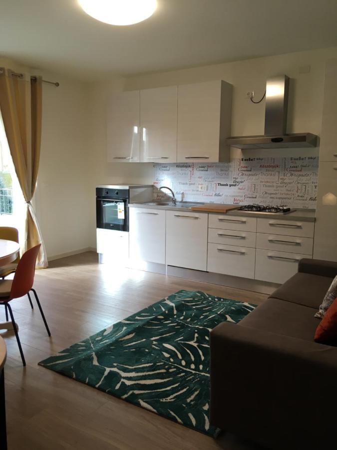 דירות רימיני Residenza Elena מראה חיצוני תמונה